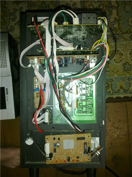 Bbk FSA-7800 - távirányító nélkül (ügyfél üzenetek 21703) Bbk FSA-7800 - távirányító nélküli