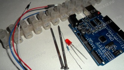 vízérzékelőt kezeddel Arduino, kör - Robotika (Arduino) Érzékelő víz kezük Arduino, kör - Robotics