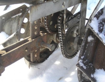 Hogy házi készítésű hajtómű motor kultivátor, rajzok, fotók, Motoblok-kultivator (motoblockokhoz) Készítsen házi sebességváltó motoblockokhoz, rajzok és fotók, Motoblok-kultivator