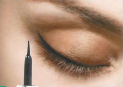 Day make-up kék szem fotók, lépésről lépésre, video (make-up) Day make-up kék szem fotók, lépésről lépésre, videó