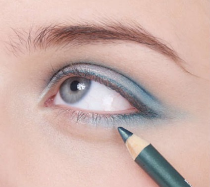 Day make-up kék szem fotók, lépésről lépésre, video (kék) Day make-up kék szem fotók, lépésről lépésre, videó