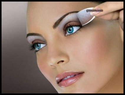 A nappali smink kék szem, fotók, lépésről lépésre, video (szem) Day make-up kék szem fotók, lépésről lépésre, videó