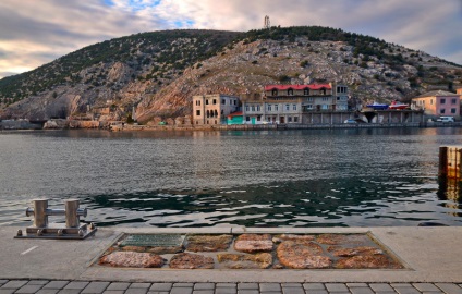 Tour a maszkot, amit látni, ahol enni, nos, egy kis történelem, séta a Krímben