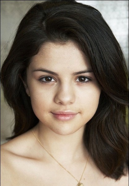Fotók Selena Gomez smink nélkül