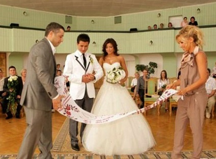 Fényképek esküvői ruha Ani Lorak