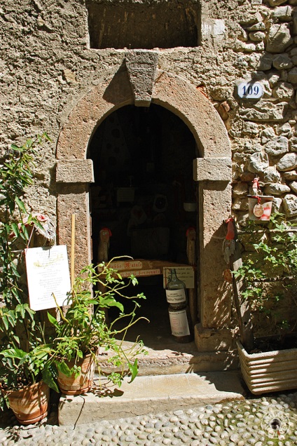 Garda elhagyott Borgo Canale di Tenno