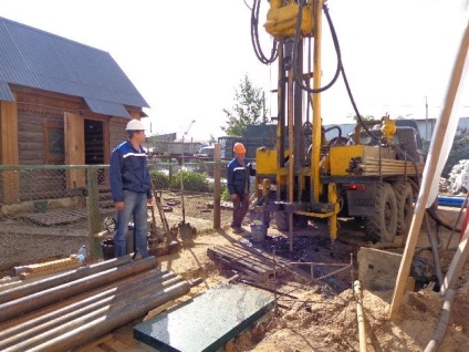 A geotermikus hőszivattyú a kezét (geotermikus) A geotermikus hőszivattyú saját kezűleg