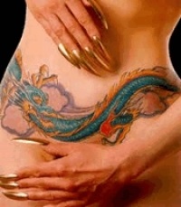 Intim tetoválás fanszőrzet (fotó)