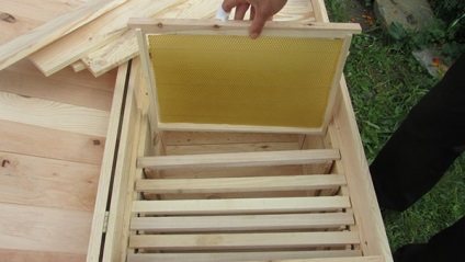 Méhészeti eszközök, mind a méhészetek, hogy milyen felszerelést lehet kézzel végzik, a video