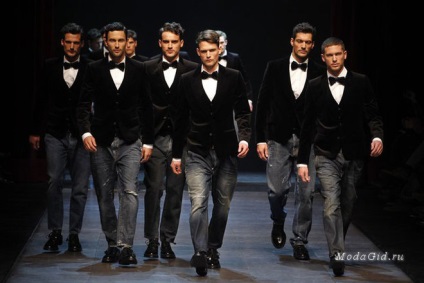 History of Fashion Week divatbemutatók és a divat története a kialakulását és fejlődését (divatbemutatók, divat hét alatt: a történelem a kialakulását és fejlődését) History of Fashion Week divatbemutatók és a divat története a kialakulását és fejlődését