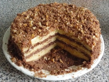 Hogyan kell sütni egy tortát tejföl (tejföl sütni egy tortát) Hogyan kell sütni tejföl torta