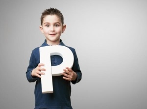 Hogyan kell tanítani a gyermeket, hogy mondjuk a P betű a haza anélkül, logopédus