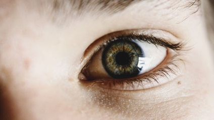 Hogyan lehet azonosítani az allergia a szemet, és megszabadulni tőle