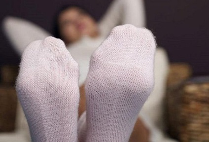 Hogyan fehéríti a fehér zokni az otthon, az általános szabályok