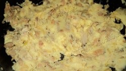 Főzni muffin burgonya (burgonya) Főzni egy zsemle sült krumplival