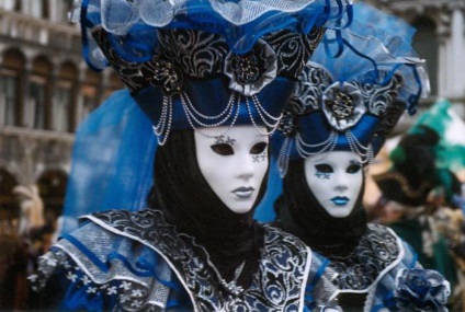 Hogy vannak a karnevál Velencében, leírás, dátum, ruhák, utazók véleménye