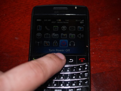 Hogyan szétszedni a telefont RIM BlackBerry Bold 9700 - blogofolio Romana Paulova