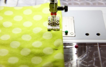 Hogyan kell varrni a gyerekek saját kezűleg egy pár nadrágot (leggings gyerek) Hogyan kell varrni a gyerekek saját kezűleg egy pár nadrágot