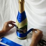 Hogyan lehet díszíteni egy üveg pezsgőt az új évben, a hírportál vtemu - mindig hasznos információ