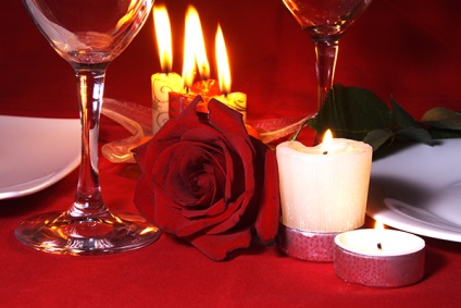 Hogyan gondoskodik egy romantikus estét