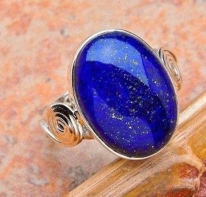 Kő lapis lazuli mágikus és gyógyító tulajdonságait, úgy néz ki, mint az érték a kő és megfelelőségi jelölés