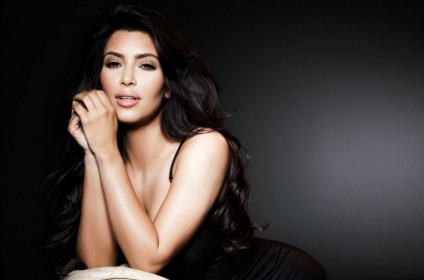 Kim Kardashian előtt és után plasztikai sebészet fotók és videó