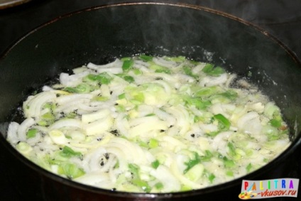 Csirke tejszínes mártással (fotó-recept) (hogyan kell főzni csirke) Csirke tejszínes mártással (fotó-recept)