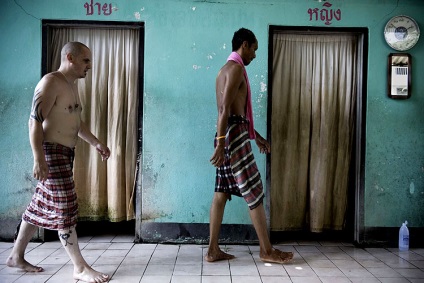 Drogfüggők kezelésének egy buddhista kolostorban - hírek képekben