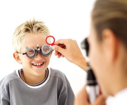 Lusta szem szindróma kezelésére felnőttek és gyermekek