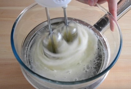 A legjobb receptek tejszín Eclair fényképpel (lépésről lépésre receptek)