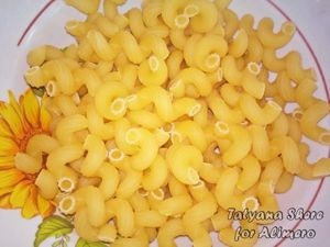 Tészta gombával és paradicsom (tészta paradicsom) Tészta gombával és paradicsommal