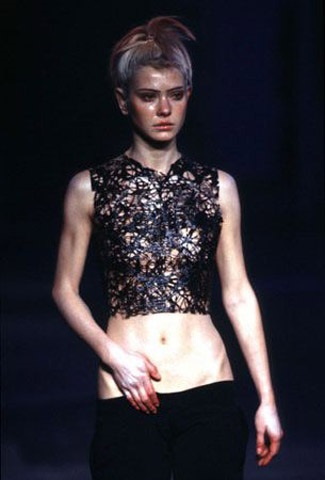 McQueen, Alexander, divat enciklopédia (Alexander) McQueen, Alexander, divat enciklopédia