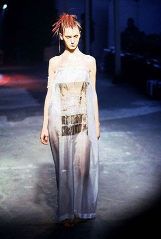 McQueen, Alexander, divat enciklopédia (Alexander) McQueen, Alexander, divat enciklopédia