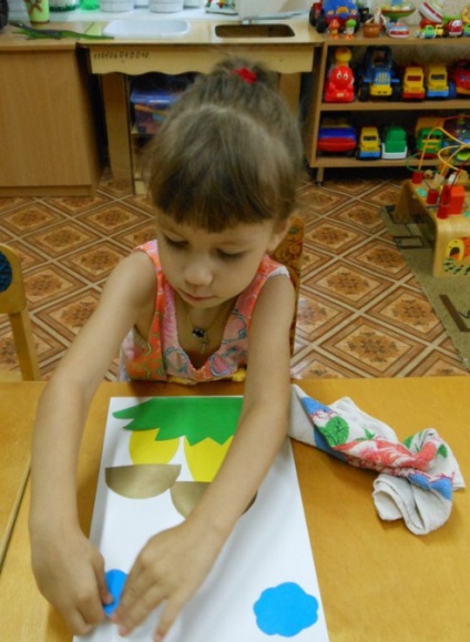 Kis Masterilka (gyermek fejlődését) kis Masterilka