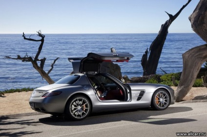 Mercedes-Benz SLS AMG - ár, fotók, videók, leírások Mercedes SLS AMG (2013-2014)