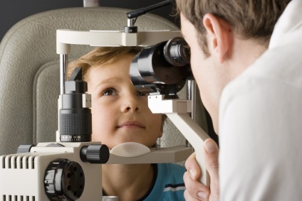 Myopia myopia gyermekek, rövidlátás okozza, a kezelés és a korrekció a rövidlátás szemüveg és