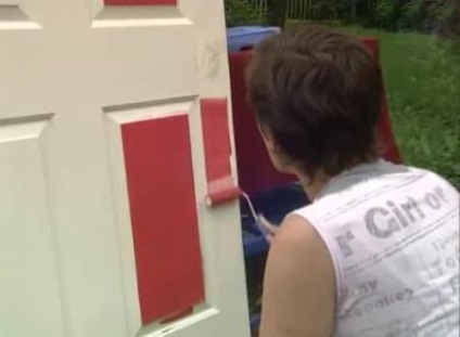 Festés beltéri ajtók video utasításokat, hogyan kell átfestés a fehérre festett ajtók MDF