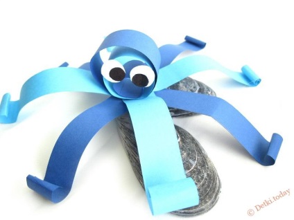 Octopus a színes papír lépésről lépésre fotók a gyermekek