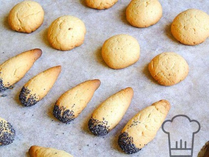 A cookie-k gomba - a tészta töltelék nélkül recept egy fotó