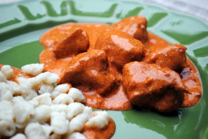 Inkrementális paprika recept csirke (csirke kilogramm) Lépésről lépésre recept paprikás csirke