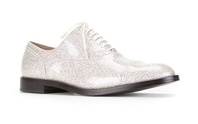Tisztában vagyunk azzal, hogy mi a különbség a Oxford és brogues (Oxford) Tisztában vagyunk azzal, hogy mi a különbség a Oxford és brogues