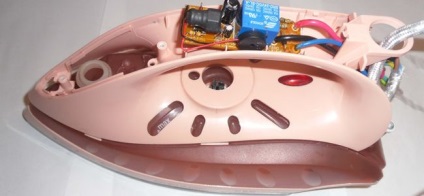 Javítása vasalók (Philips, a Braun Tefal) saját kezűleg (Az első dolog, amit meg kell) Javítása vasalók (Philips, a Braun Tefal) saját kezűleg