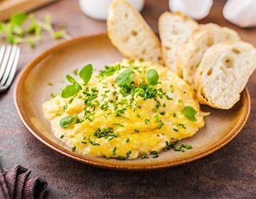 Omlett recept baba 1 éves, ha lehet adni és hogyan kell főzni egy pár, a multivarka, a kemencében (év) Omlett recept baba 1 éves, ha lehet adni és hogyan kell főzni egy pár, a multivarka a sütőben