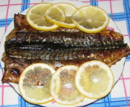 Nyárs hal, grill vagy sült halat a parazsat