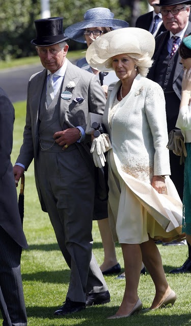 És a kupak ugrik Ascot angolimádat (ugrások) Racing és kalapok Ascot, angolimádat
