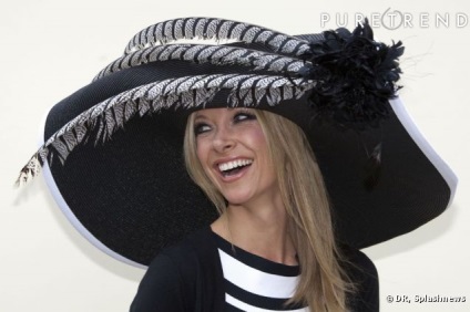 És a kupak ugrik Ascot angolimádat (ugrások) Racing és kalapok Ascot, angolimádat