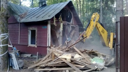 Mennyibe kerül a bontás magánlakásokban (házak) Mennyibe kerül a bontás egy családi ház