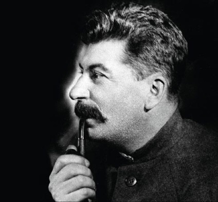 Sztálin magukról, és a személyi kultusz - és (a személy) Sztálin magukról, és a személyi kultusz - és