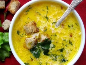 Leves olvasztott sajttal a multivarka - egy lépésről lépésre recept sajtkészítésre leves (multivarka) Leves olvasztott sajttal a multivarka - egy lépésről lépésre recept sajtkészítésre leves