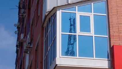 Sötétített ablakok és üveg erkélyek kezük színezés film windows telepítés jellemzői -